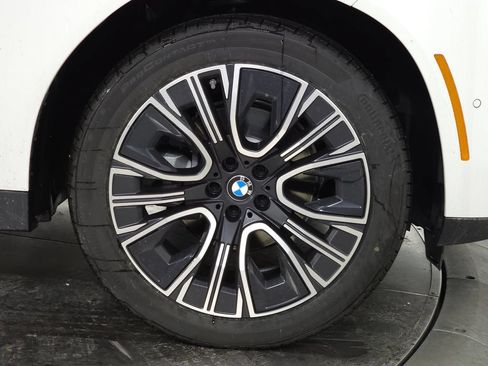 Used 2026 BMW X3 xDrive30i w/ Premium Package AWD/4WD image 8