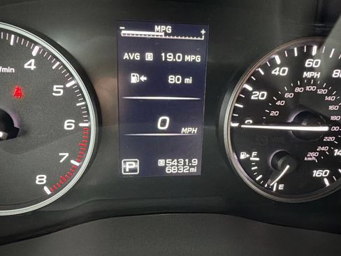 Certified 2025 Subaru Ascent Premium AWD/4WD image 33