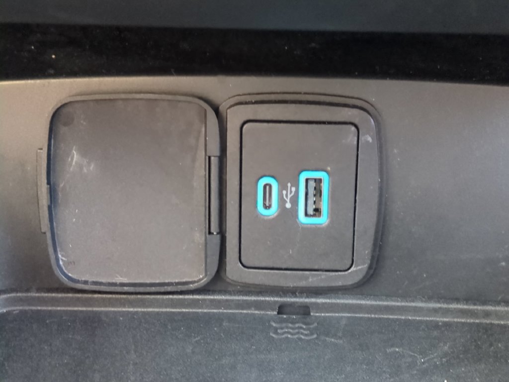 Used 2024 Ford Bronco Outer Banks AWD/4WD image 24