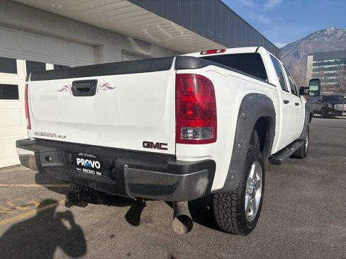 Used 2013 GMC Sierra 2500 SLE w/ SLE Preferred Package image 4
