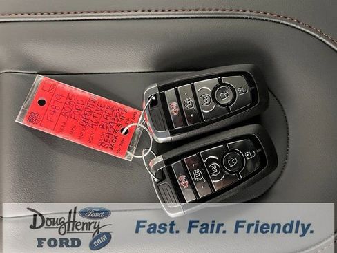 New 2025 Ford Expedition Active AWD/4WD image 57