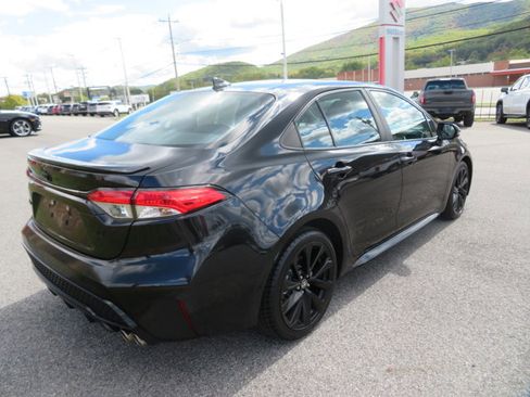 Used 2020 Toyota Corolla SE image 3