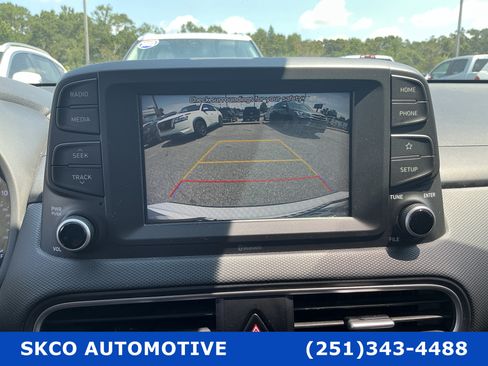 Used 2021 Hyundai Kona SE AWD/4WD image 17