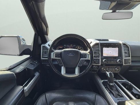 Used 2018 Ford F150 Platinum w/ Equipment Group 701A Luxury image 10