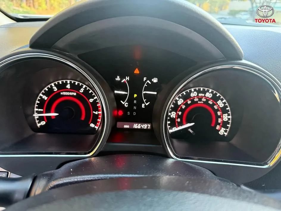 Used 2013 Toyota Highlander SE AWD/4WD image 24