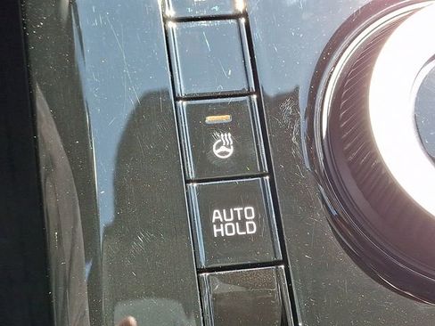Certified 2025 Kia Niro Wind w/ Wind Preserve Package FWD image 24