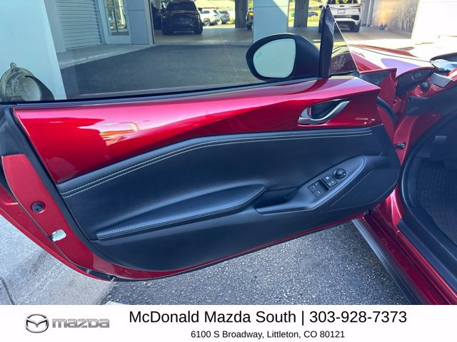 Used 2025 MAZDA MX-5 Miata RF Grand Touring w/ Weather Package RWD image 6