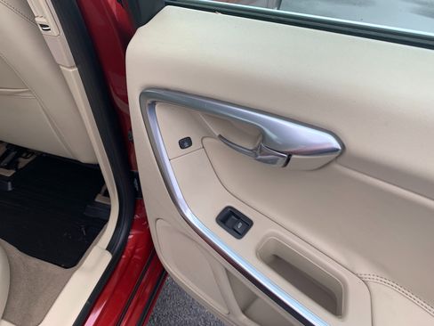 Used 2013 Volvo S60 T5 image 31