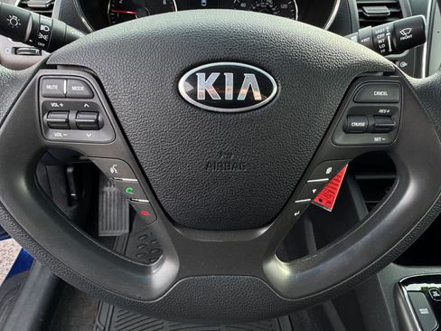 Used 2018 Kia Forte LX w/ LX Popular Package image 19