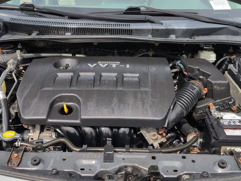 Used 2010 Toyota Corolla LE FWD image 23