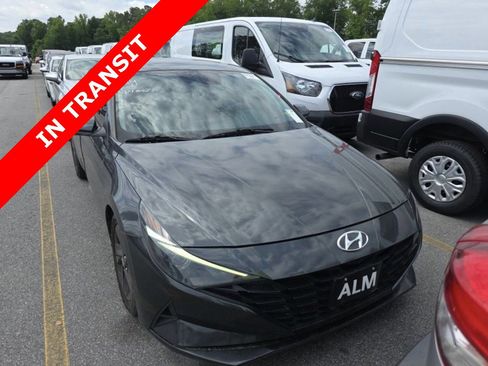 Used 2021 Hyundai Elantra SEL FWD image 5