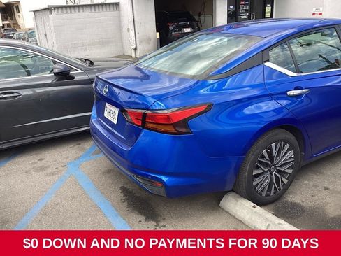 Used 2025 Nissan Altima 2.5 SV FWD image 5