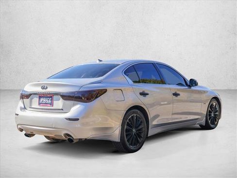 Used 2017 INFINITI Q50 3.0t Premium image 5
