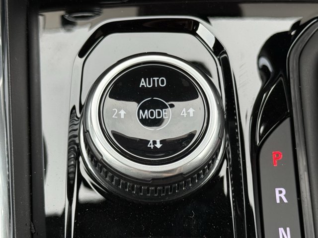 New 2026 GMC Canyon AT4 w/ Technology Plus Package AWD/4WD image 21