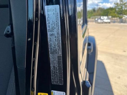 Used 2024 Jeep Wrangler Unlimited AWD/4WD image 20