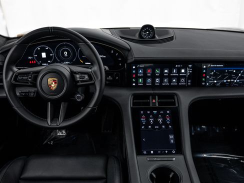 Certified 2024 Porsche Taycan GTS AWD/4WD image 15