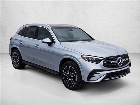New 2026 Mercedes-Benz GLC 300 4MATIC image 3