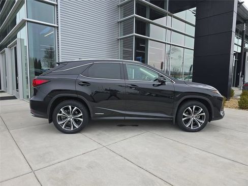 Used 2022 Lexus RX 450h AWD w/ Premium Package image 2