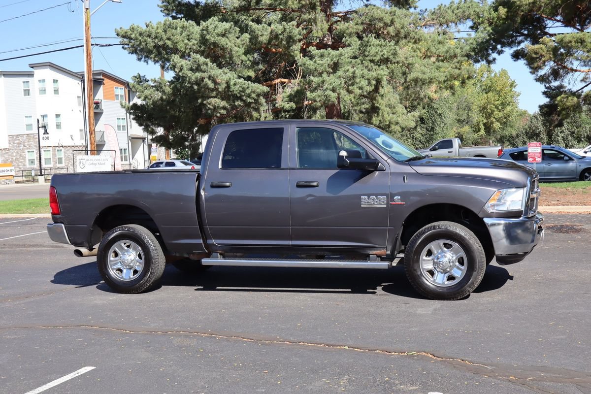 Used 2014 RAM 2500 Tradesman w/ Chrome Appearance Group AWD/4WD image 2