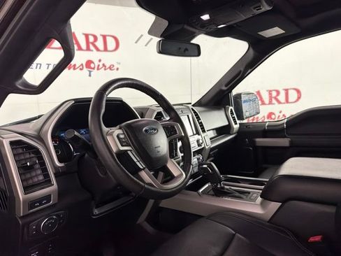 Used 2019 Ford F150 Lariat w/ Equipment Group 502A Luxury AWD/4WD image 12