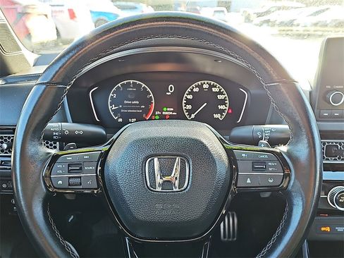 Used 2023 Honda Civic Sport image 18