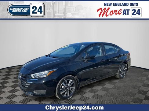 Used 2025 Nissan Versa SV w/ Trunk Package image 1