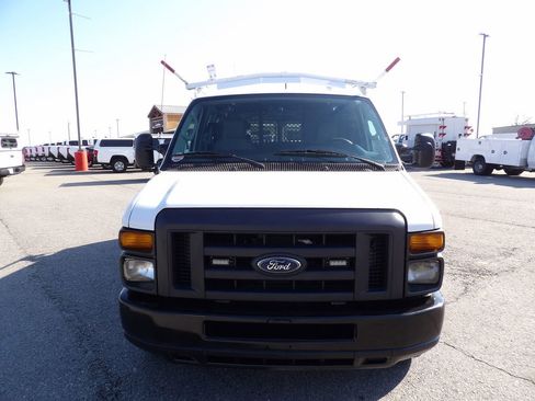 Used 2014 Ford E-150 and Econoline 150 image 12