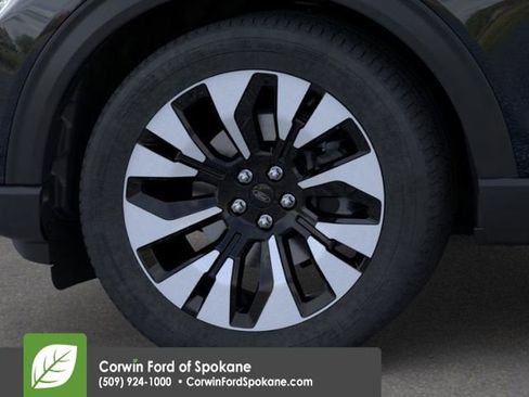 New 2026 Ford Explorer Platinum w/ LUX Leather Package image 19