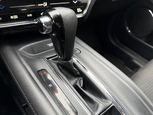 Used 2020 Honda HR-V EX image 21