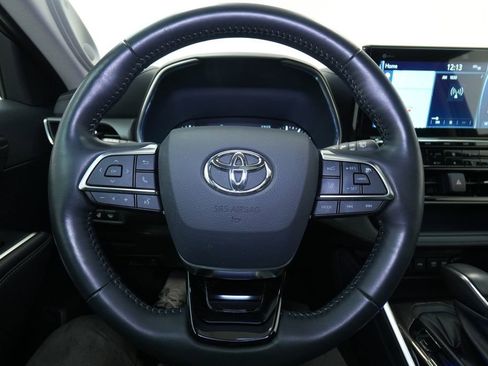 Used 2021 Toyota Highlander Limited image 43