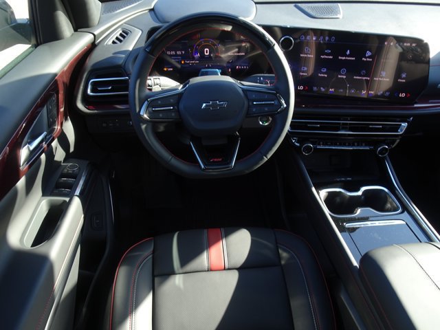 New 2027 Chevrolet Traverse RS w/ LPO, Floor Liner Package FWD image 7