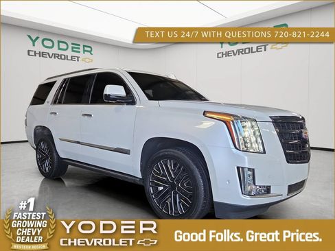 Used 2020 Cadillac Escalade Platinum AWD/4WD image 1