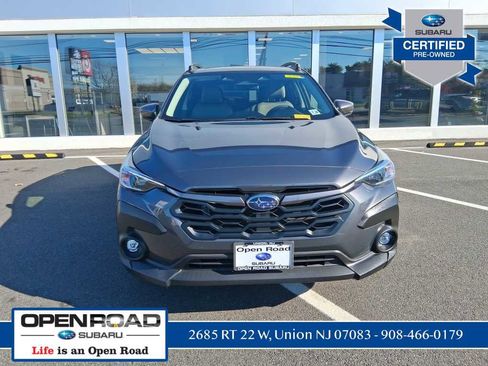 Used 2024 Subaru Crosstrek 2.0i Premium image 2