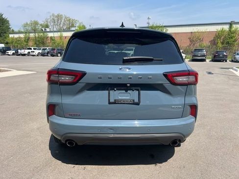 Used 2023 Ford Escape ST-Line w/ Tech Pack #1 AWD/4WD image 6
