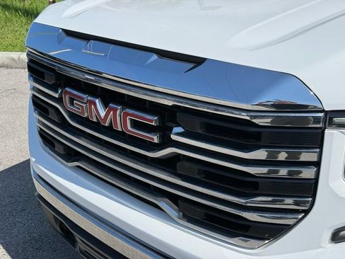 Used 2024 GMC Sierra 1500 SLT RWD image 6