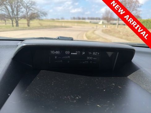 Used 2020 Subaru Forester Premium image 18