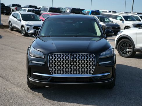 Used 2023 Lincoln Corsair AWD w/ Equipment Group 101A image 2