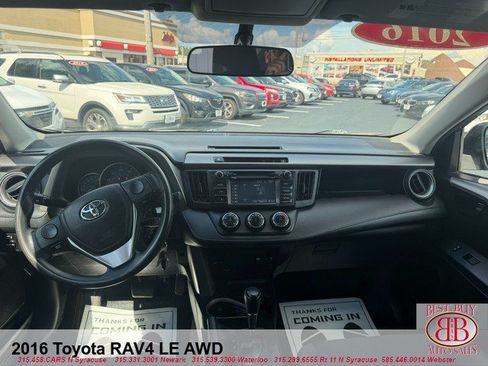 Used 2016 Toyota RAV4 LE AWD/4WD image 13