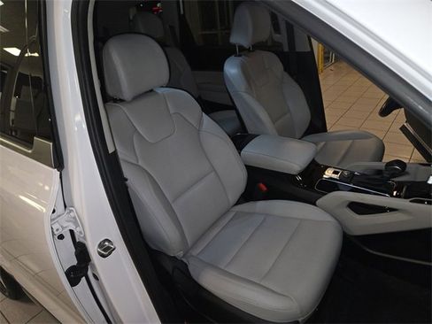 Used 2024 Kia Telluride S w/ S Sunroof Package image 26