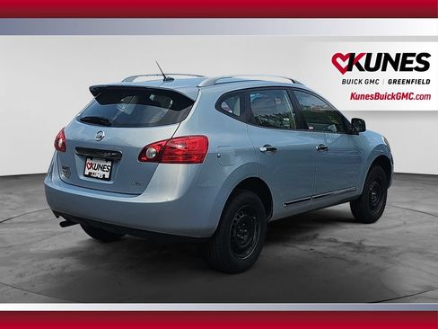 Used 2015 Nissan Rogue S w/ Convenience Package AWD/4WD image 9
