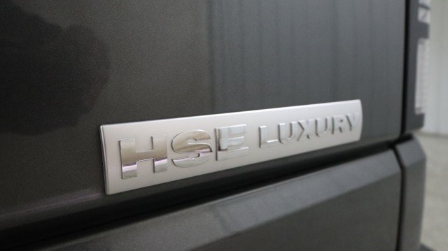 Used 2015 Land Rover LR4 HSE LUX AWD/4WD image 30