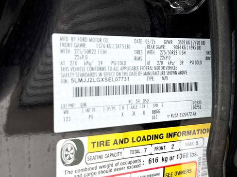 Used 2025 Lincoln Navigator Reserve AWD/4WD image 41