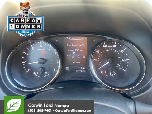 Used 2017 Nissan Rogue Sport SV w/ SV All-Weather Package AWD/4WD image 9