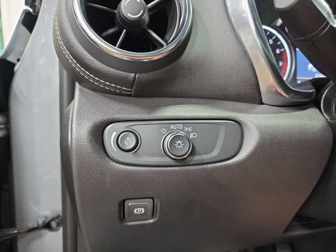 Used 2024 Chevrolet Blazer LT w/ LPO, Floor Liner Package FWD image 24