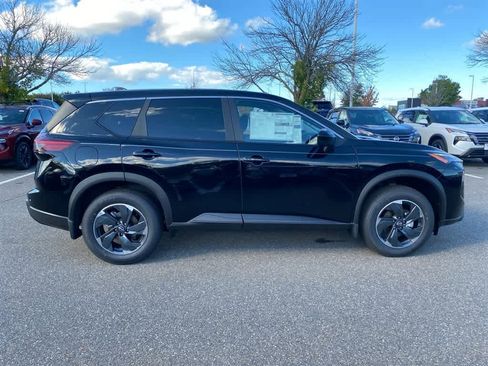 New 2026 Nissan Rogue SV image 8