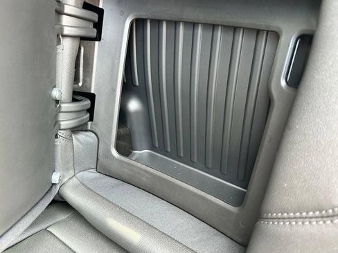 Used 2022 Chevrolet Silverado 1500 LT Trail Boss w/ LT Trail Boss Premium Package AWD/4WD image 21