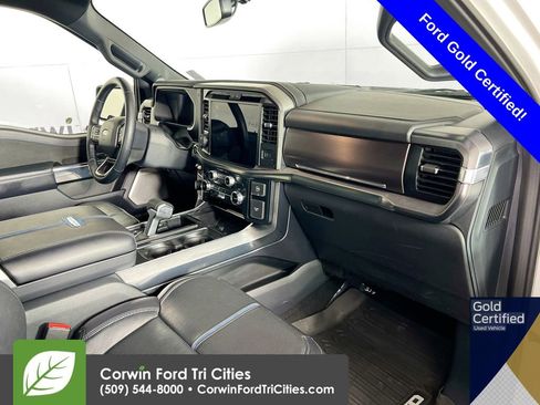 Used 2025 Ford F150 Platinum w/ FX4 Off-Road Package AWD/4WD image 31