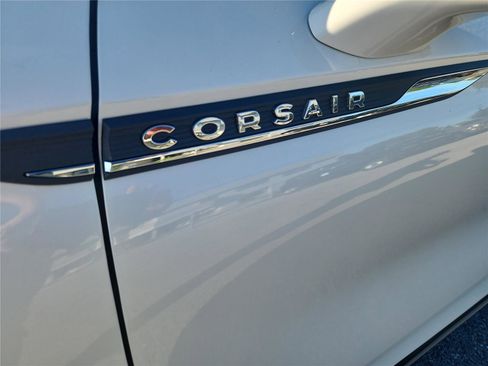 New 2026 Lincoln Corsair Premiere image 10