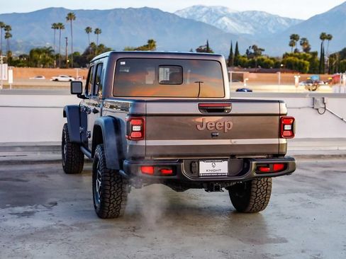 New 2026 Jeep Gladiator Rubicon w/ Steel Power Dome Hood Package AWD/4WD image 7