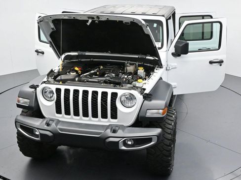 Used 2023 Jeep Gladiator Sport AWD/4WD image 38